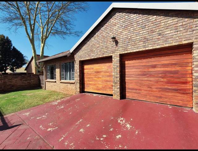 3 BEDROOM HOUSE FOR SALE IN WIERDAGLEN ESTATE